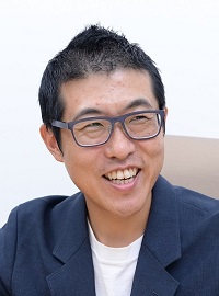 氏名